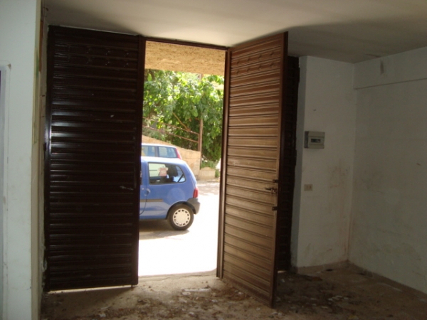 Garage in Vendita