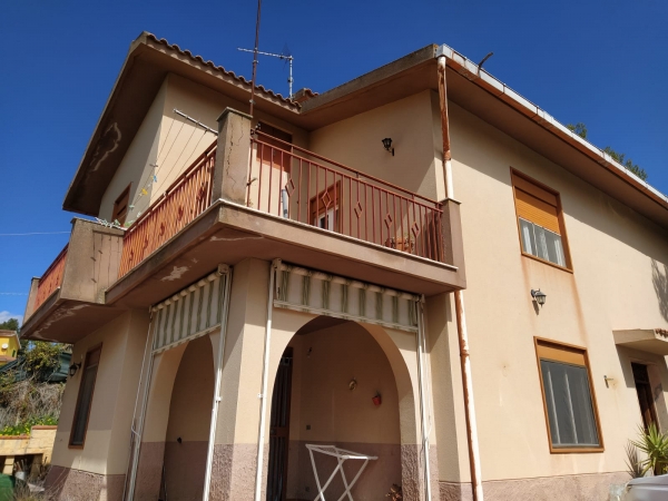 Villa/Abitazione in Vendita